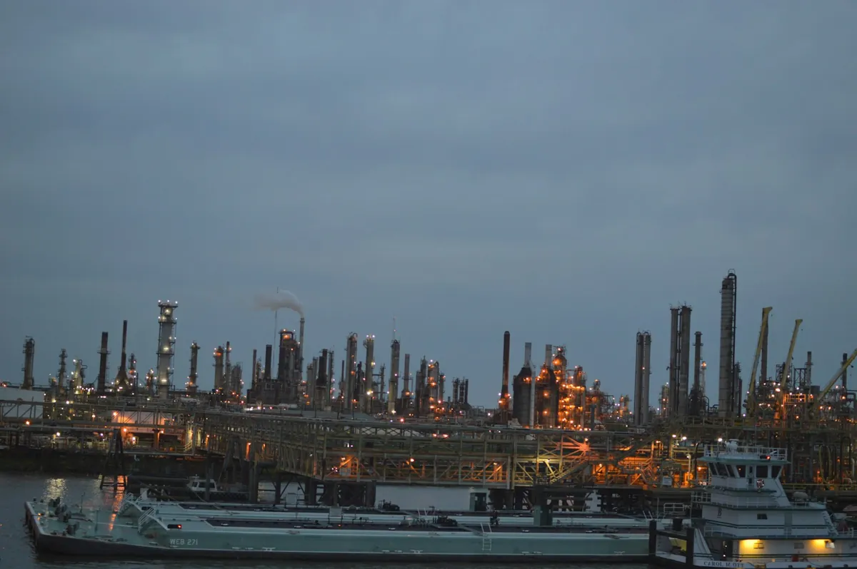 Refinery complex at dusk